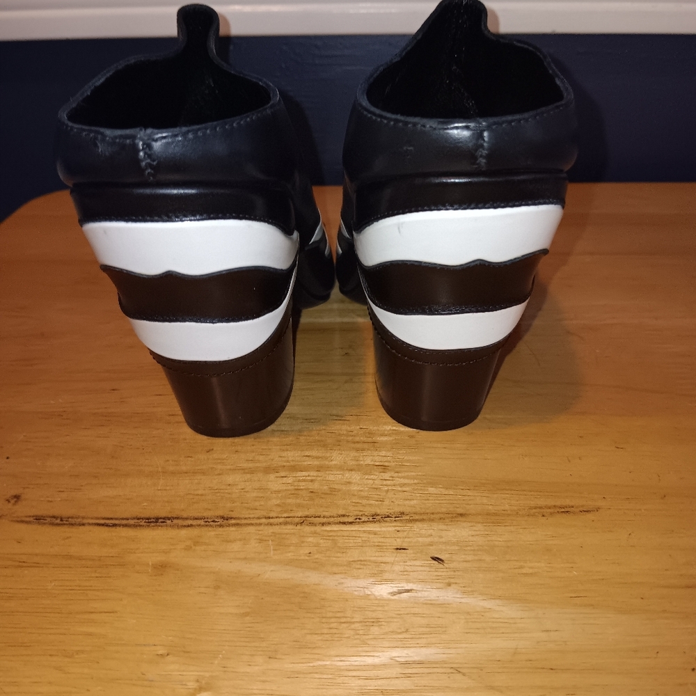 Louis Vuitton Leather Heeled Sandals Size 40 - Picture 5 of 6